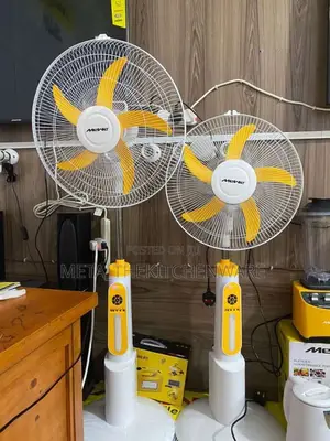 Mewe Rechargeable Standing Fan Size 16 Mw-Rsf16