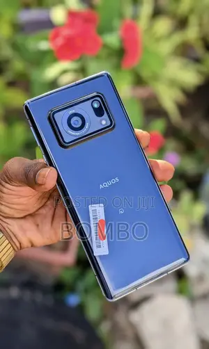 Sharp Aquos R6 128 GB Black