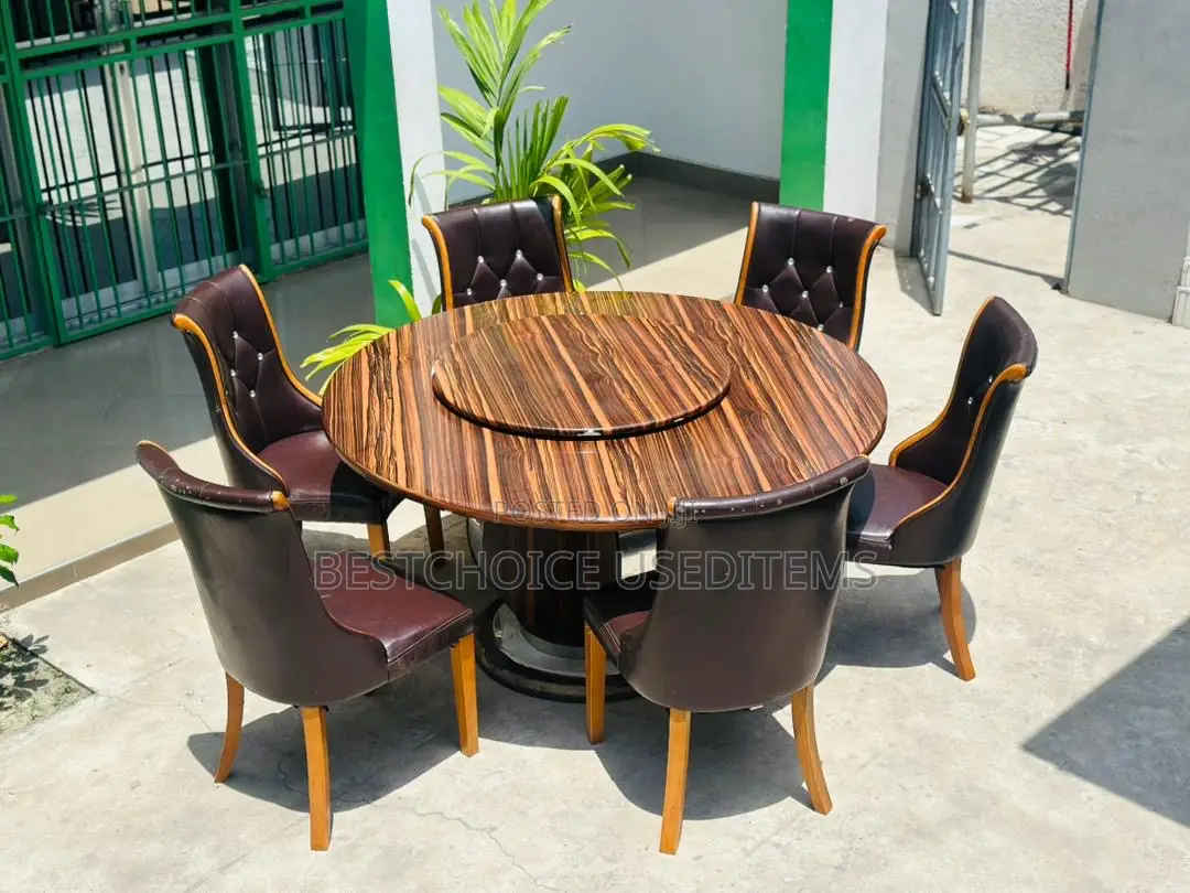 Dinning Table Ya Viwangoo Vya Juu // Bei 730,000 Tu