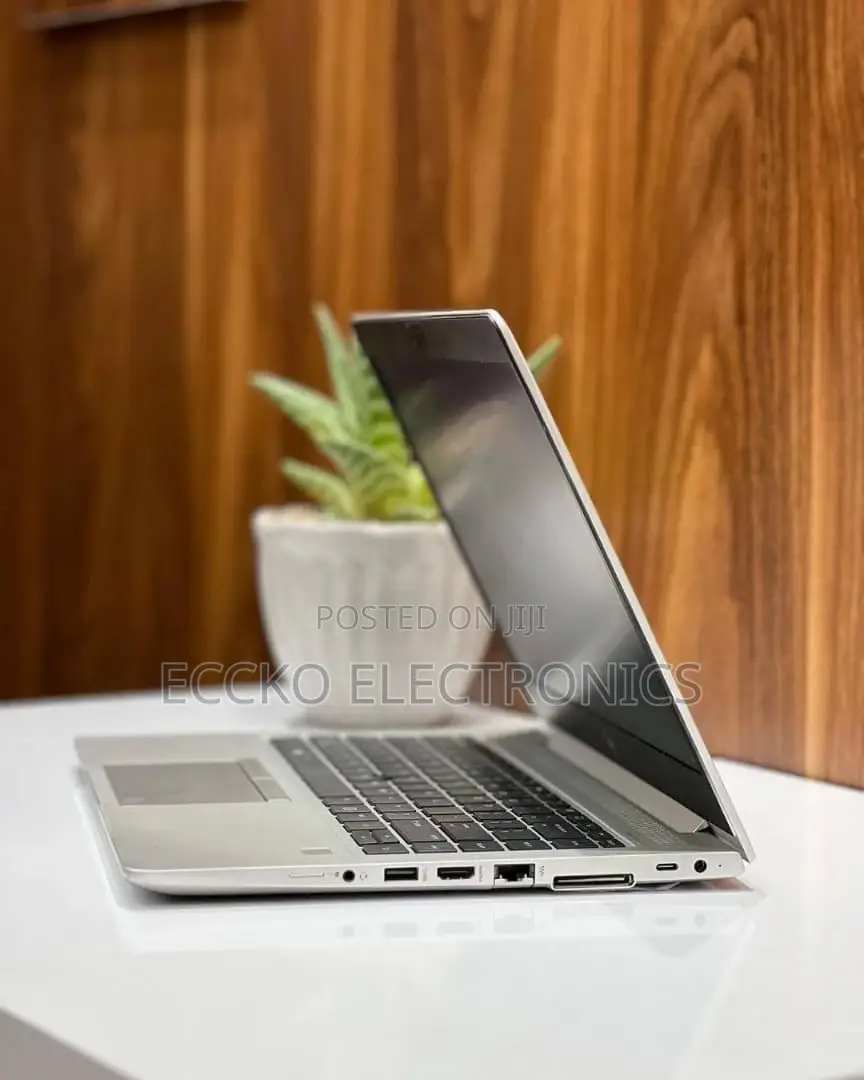 Laptop HP EliteBook 745 G5 8GB AMD Ryzen 7 SSD 256GB