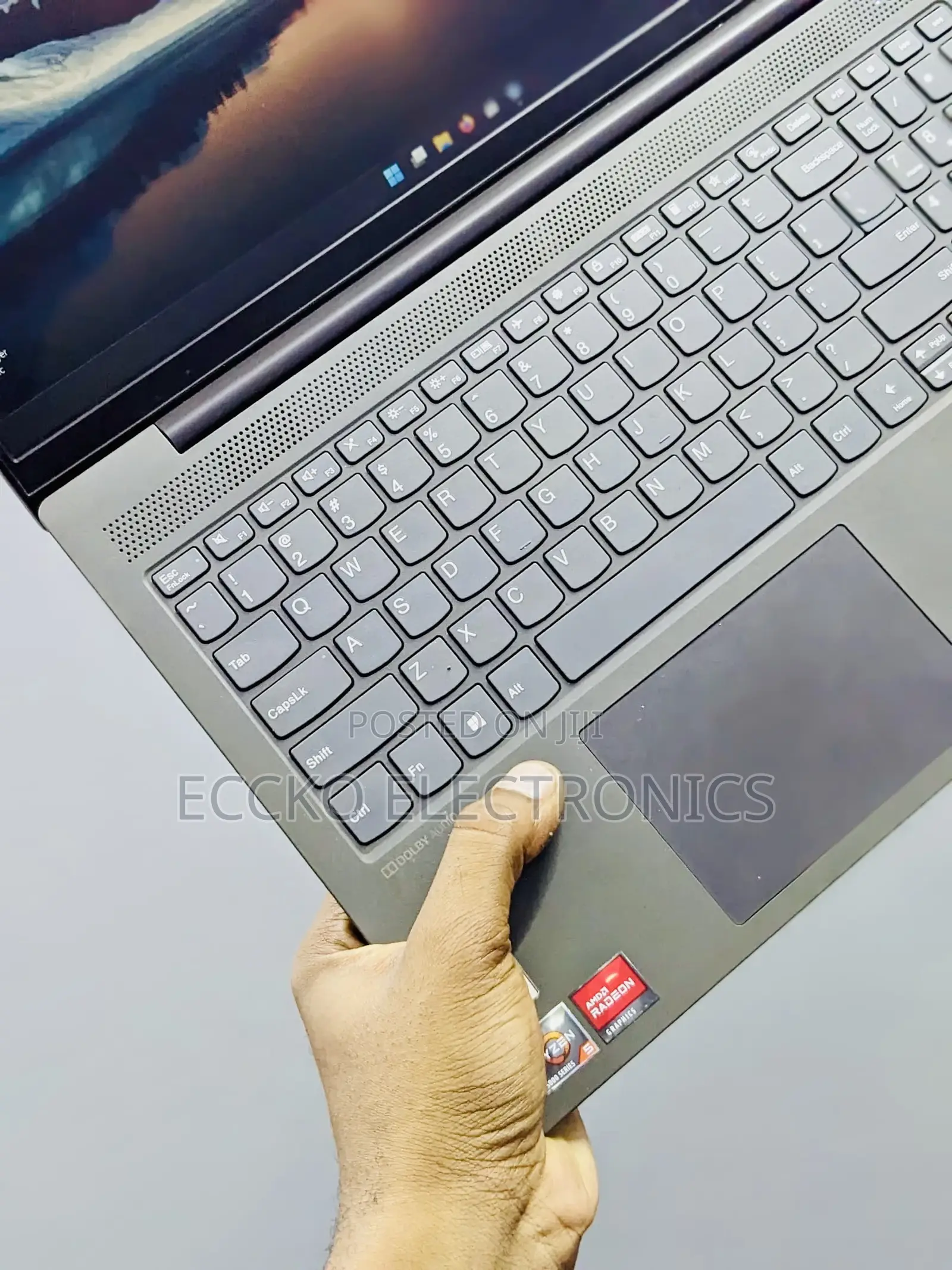 Laptop Lenovo IdeaPad 5 Slim 13th Gen I7 8GB AMD Ryzen 5 SSD 512GB
