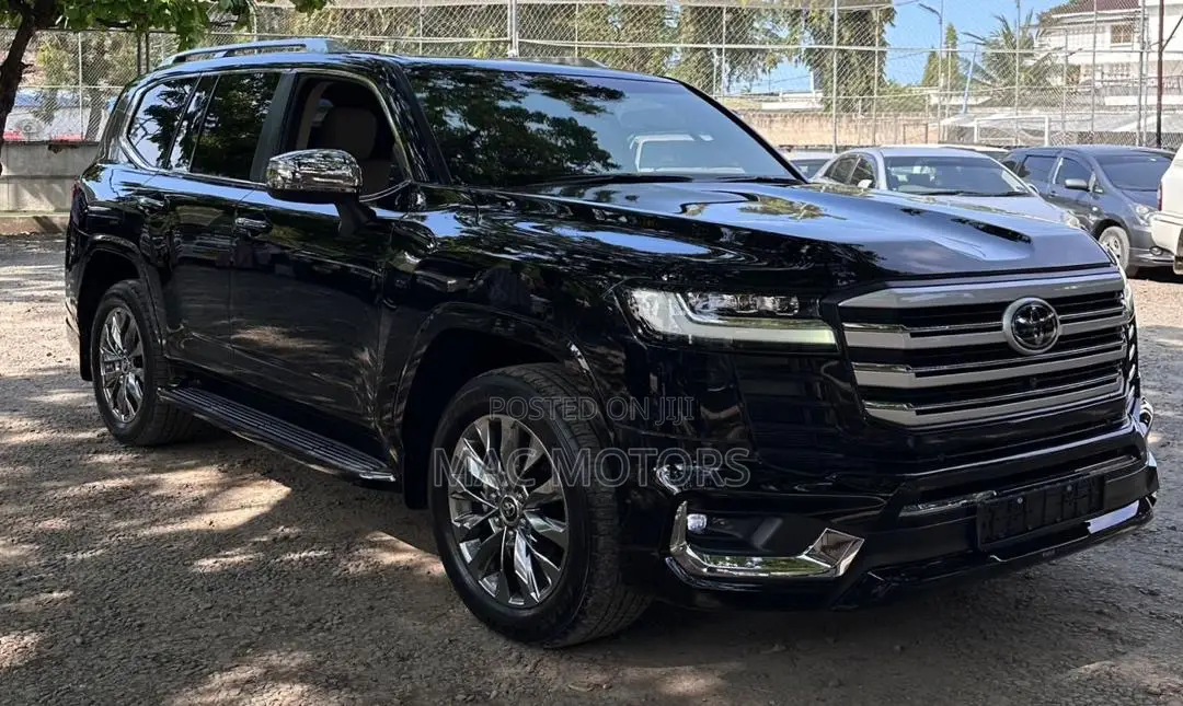 Toyota Land Cruiser 2023 Black