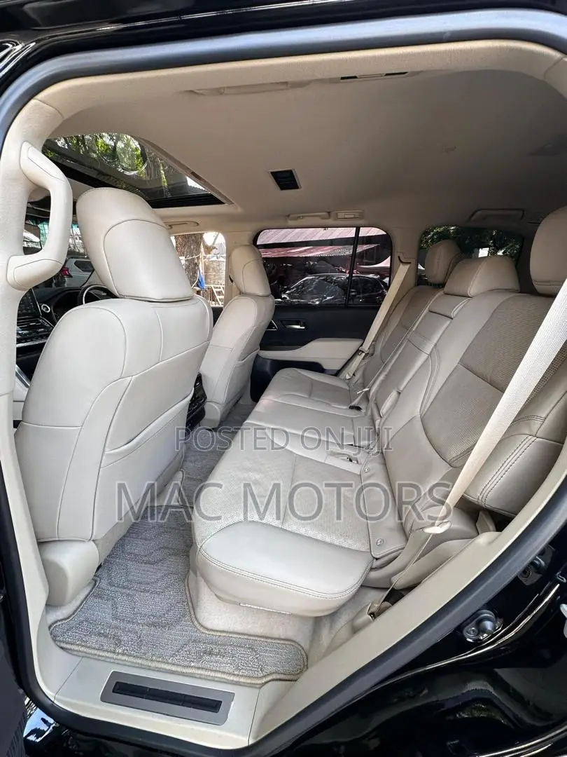 Toyota Land Cruiser 2023 Black