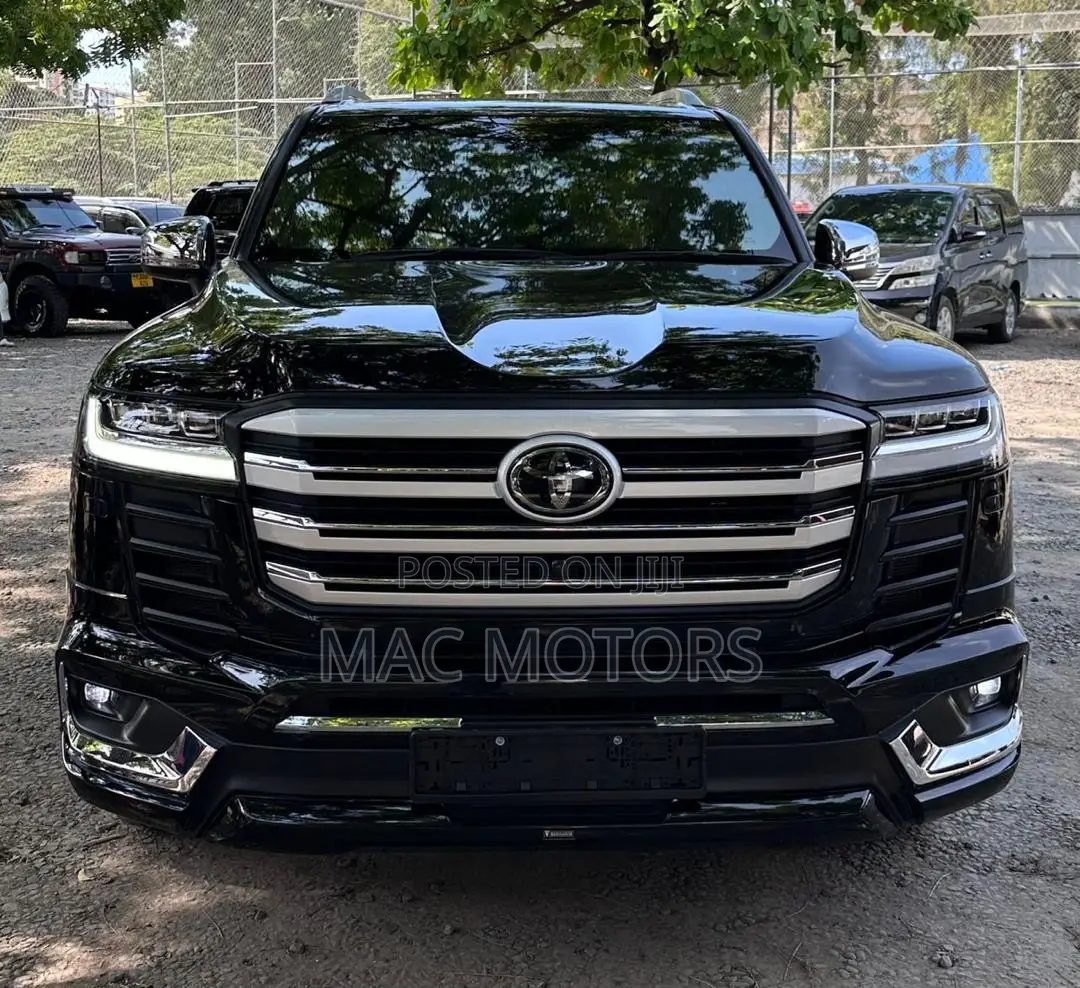 Toyota Land Cruiser 2023 Black