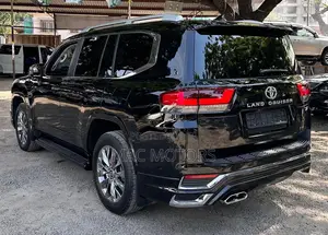 Toyota Land Cruiser 2023 Black