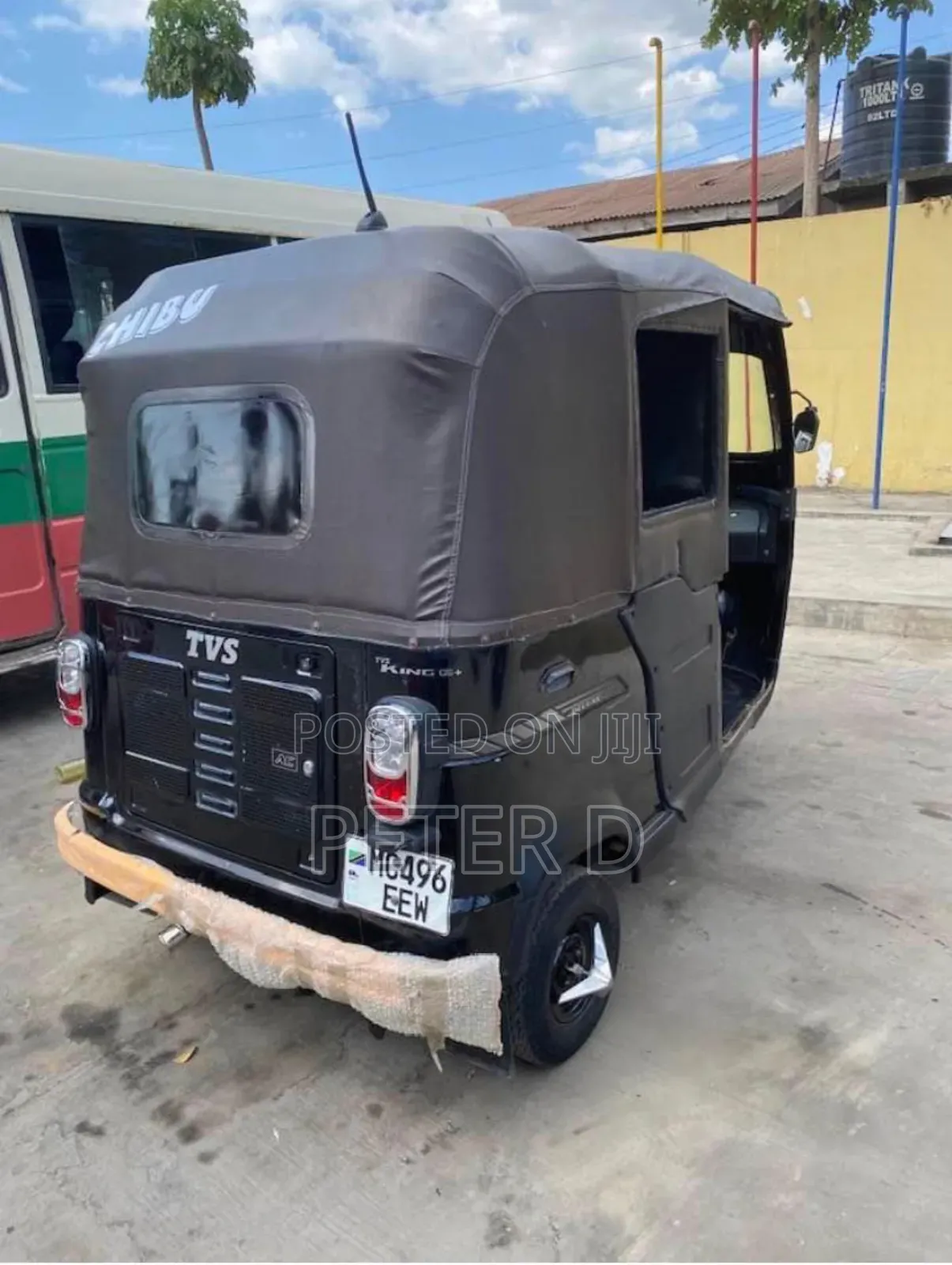 TVS King Cargo 2024 Black