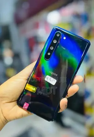 Photo - Sharp Aquos R5G 256 GB Blue