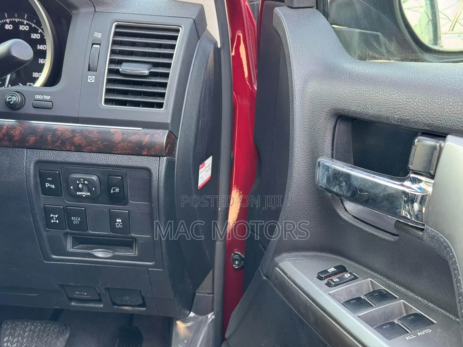 Toyota Land Cruiser 4.5 V8 VXR 2014 Red