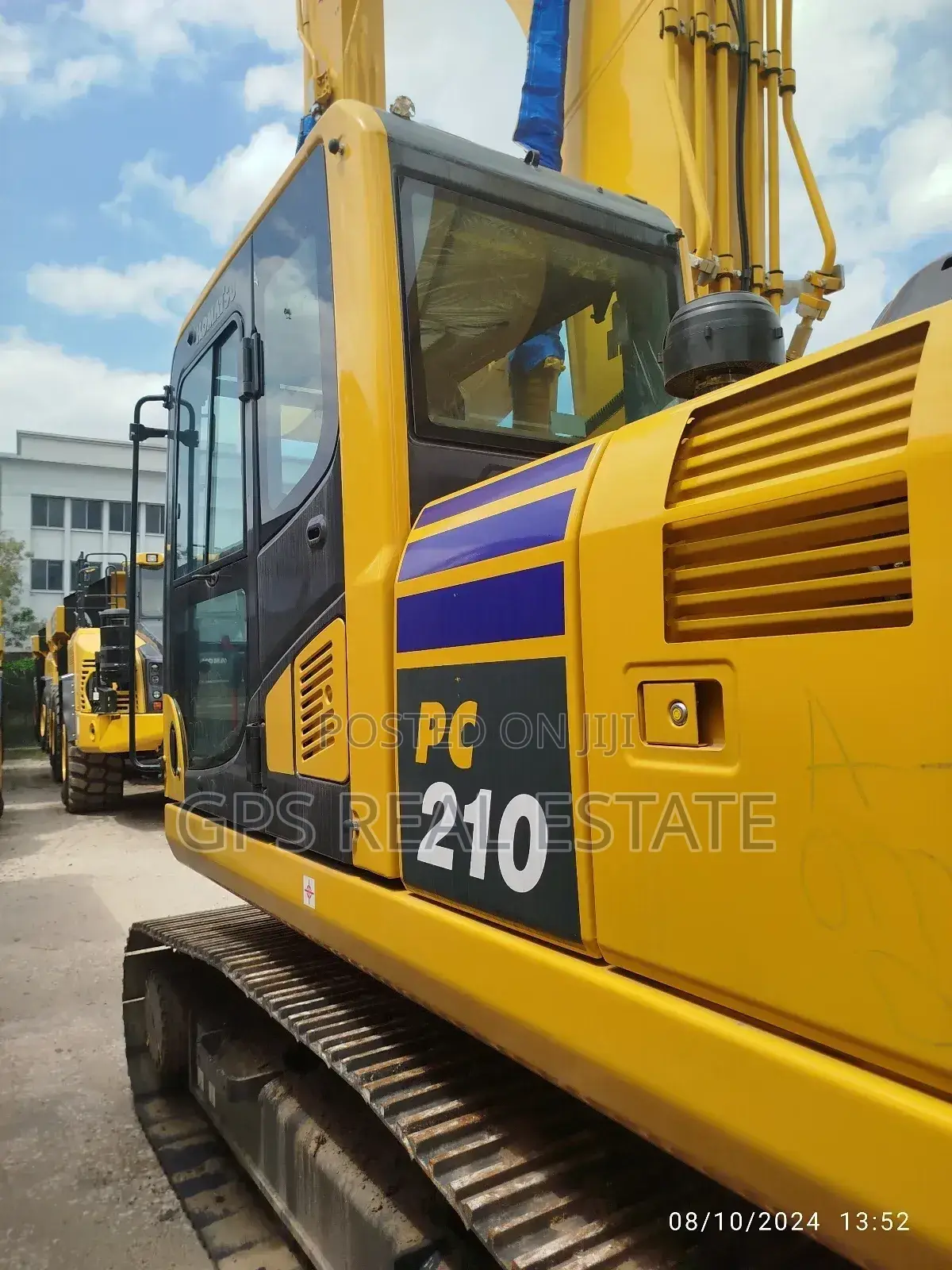 Komatsu PC 210 Excavator For Sale