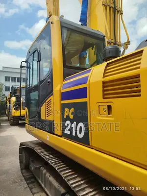 Komatsu PC 210 Excavator For Sale