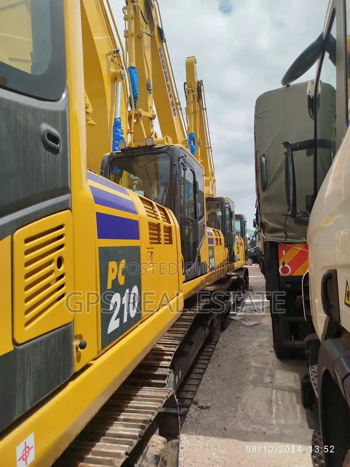 Komatsu PC 210 Excavator For Sale