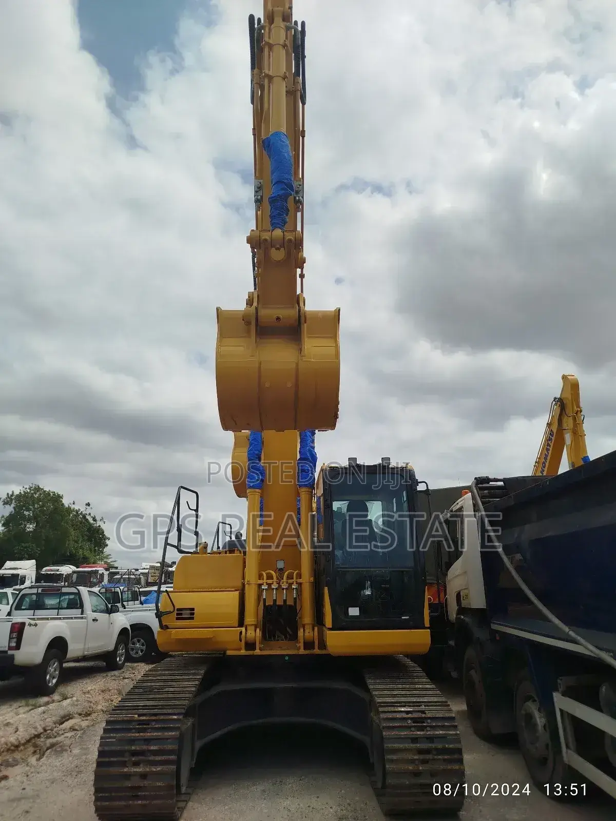 Komatsu PC 210 Excavator For Sale