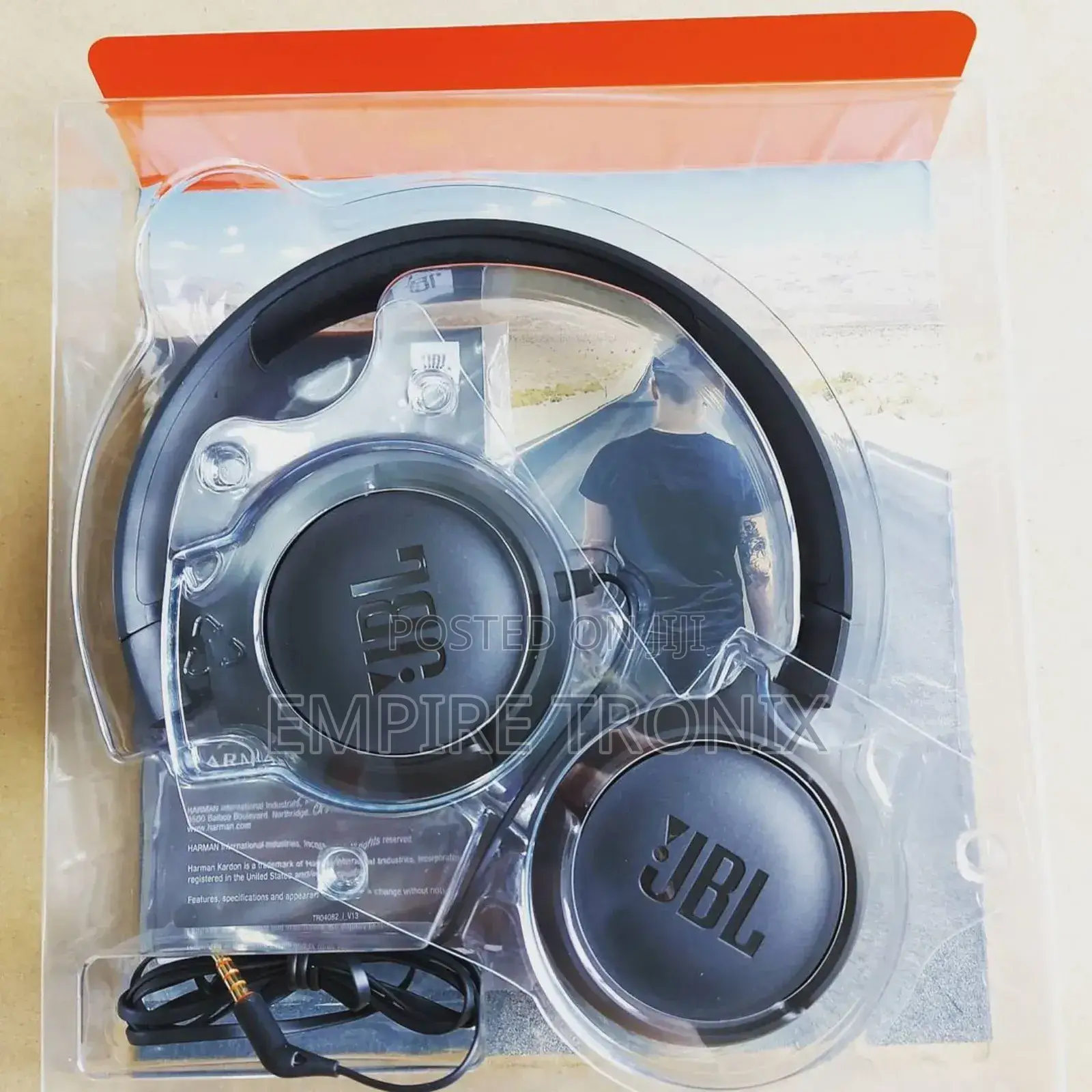 JBL TUNE 500 Wired on-Ear Headphones (Black)