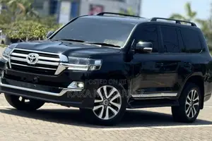 Toyota Land Cruiser 2012 Black