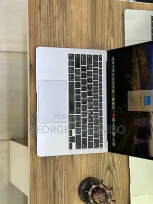 New Laptop Apple MacBook Air 2020 M1 16GB Intel Core I7 SSD 256GB