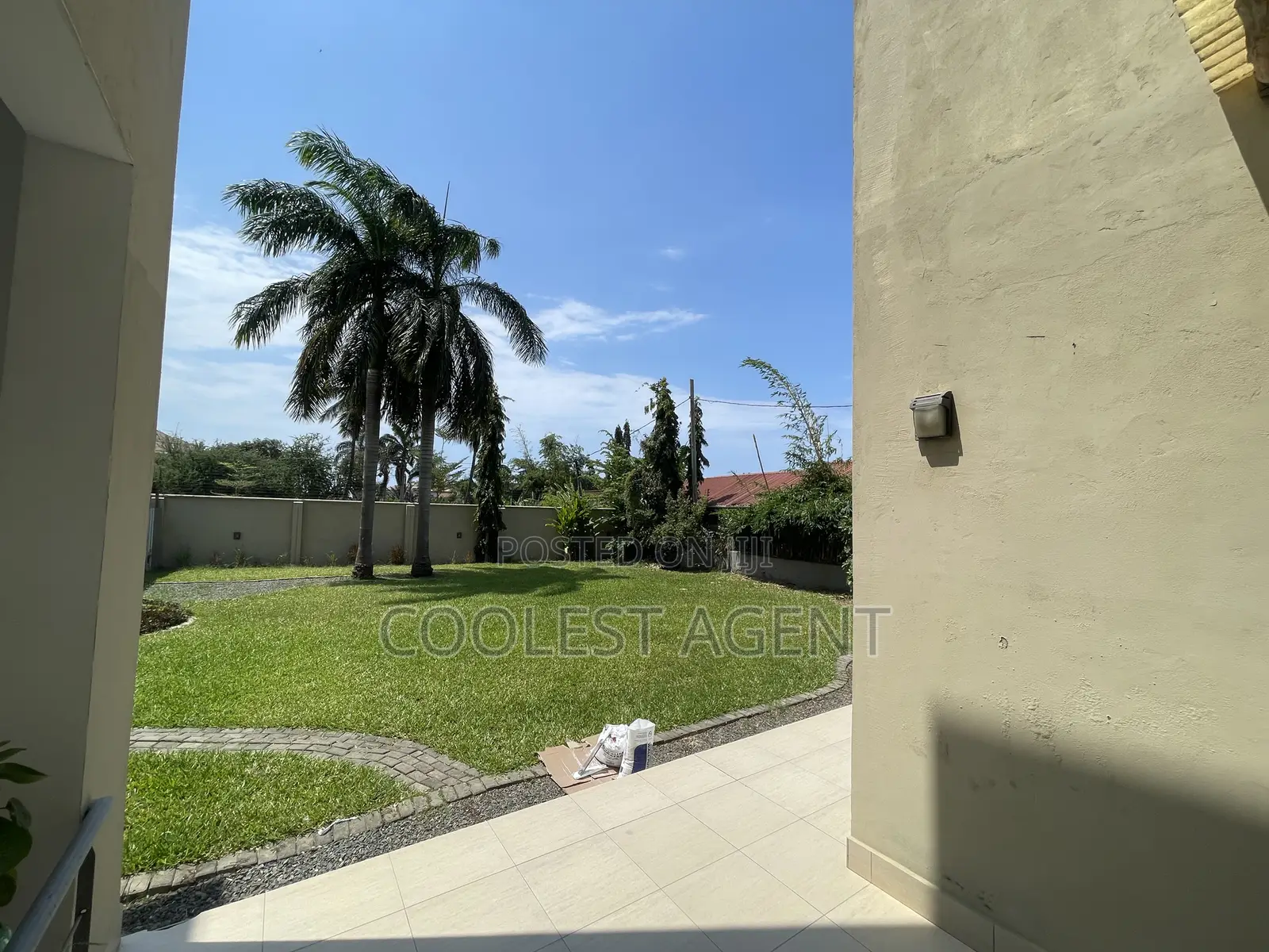 Furnished 2bdrm Apartment in Mbezibeach, Kinondoni for rent
