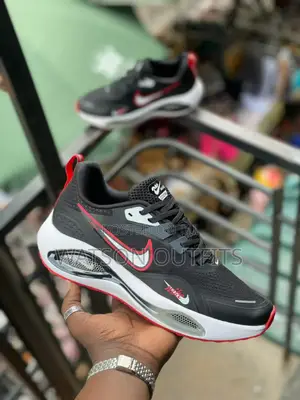 New Male Footwears