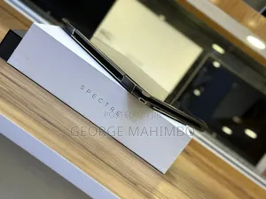 New Laptop HP Spectre 14 16GB Intel Core I7 SSD 1T