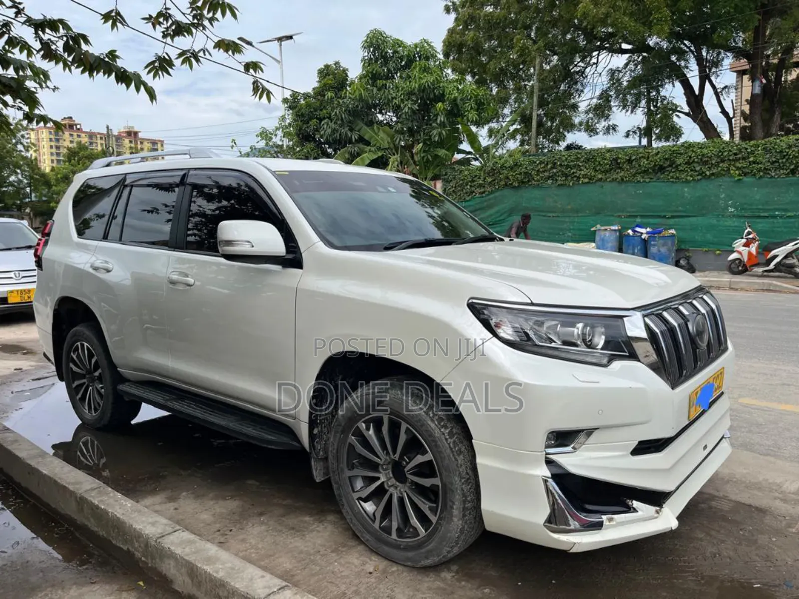 Toyota Land Cruiser Prado 2018 White