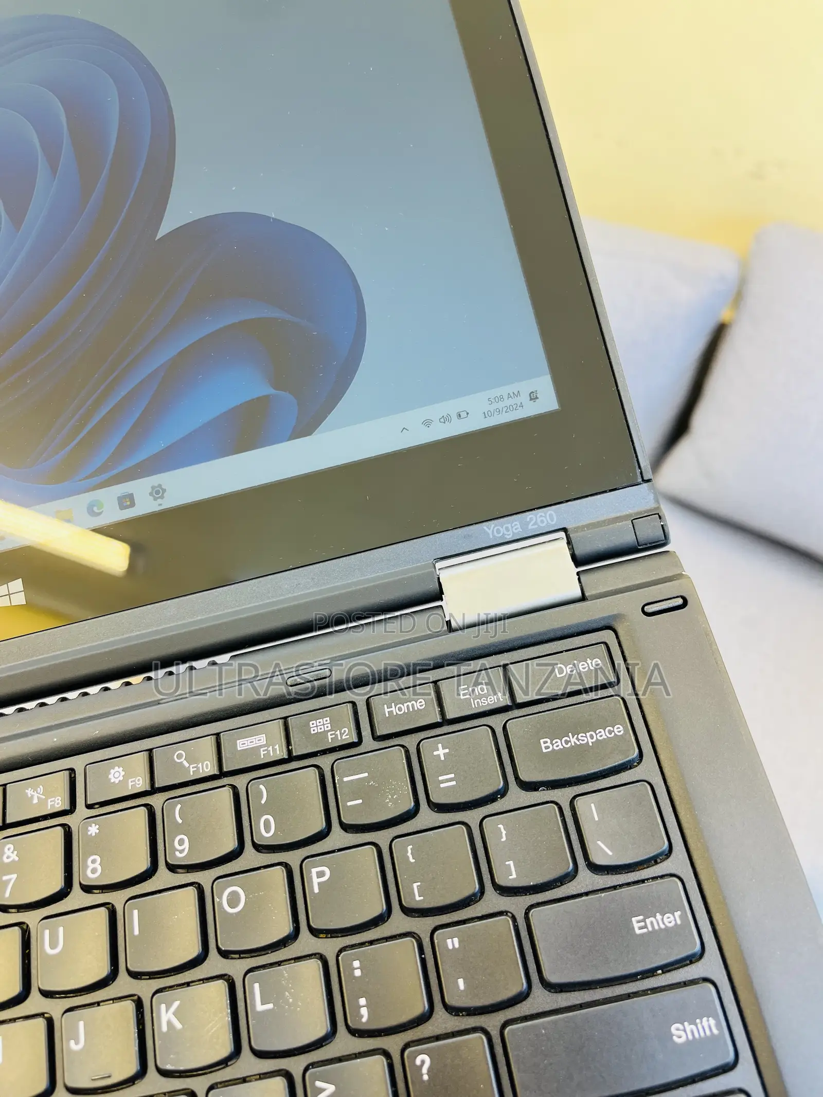 New Laptop Lenovo ThinkPad Yoga 8GB Intel Core I5 SSD 256GB