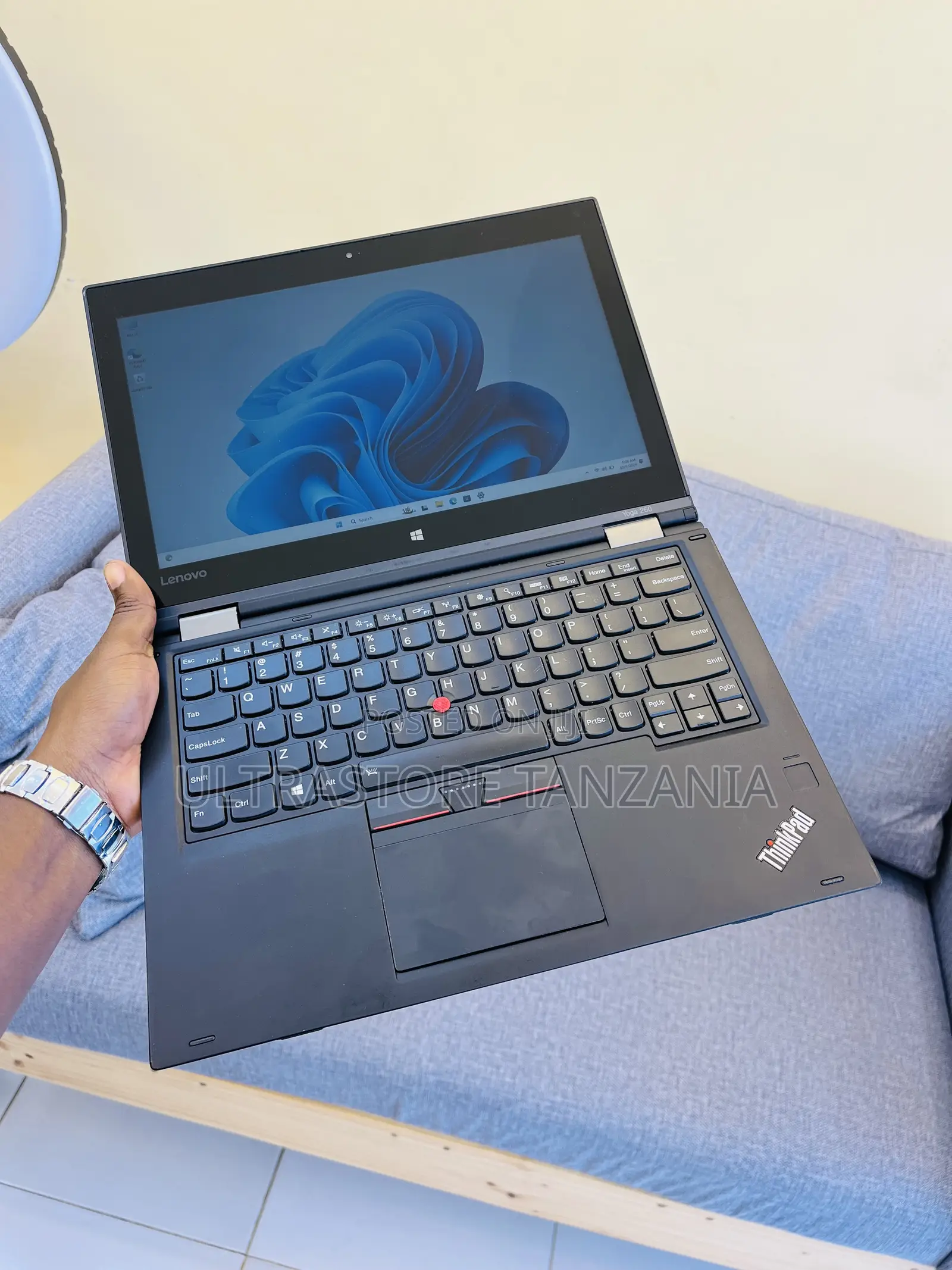 New Laptop Lenovo ThinkPad Yoga 8GB Intel Core I5 SSD 256GB