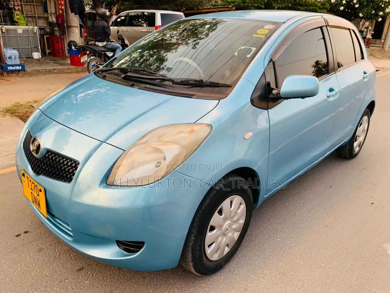 Toyota Vitz 2006 Blue