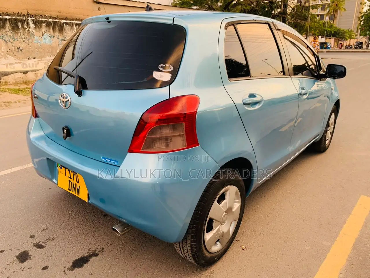 Toyota Vitz 2006 Blue