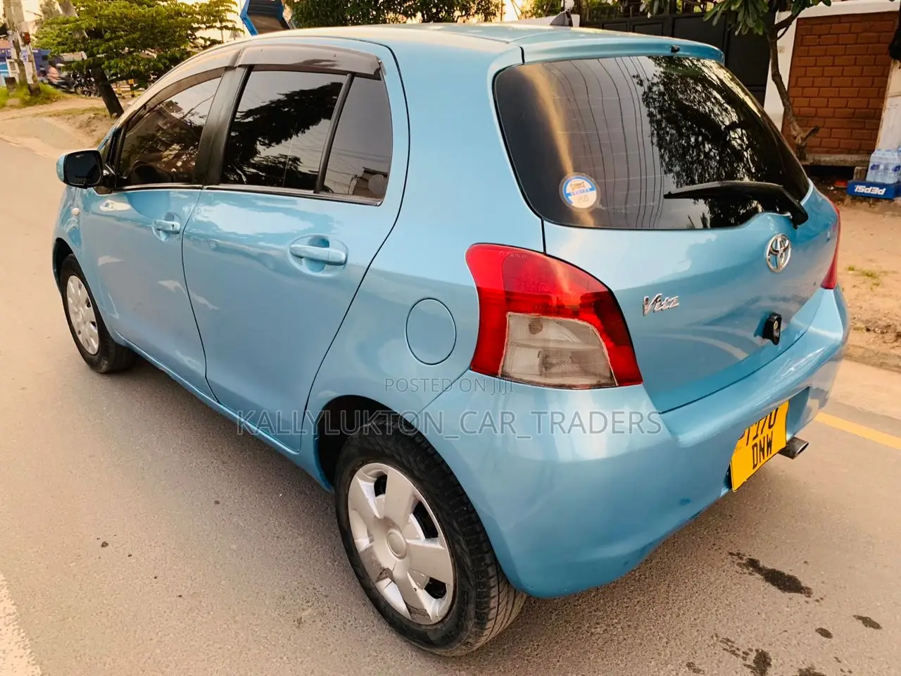 Toyota Vitz 2006 Blue