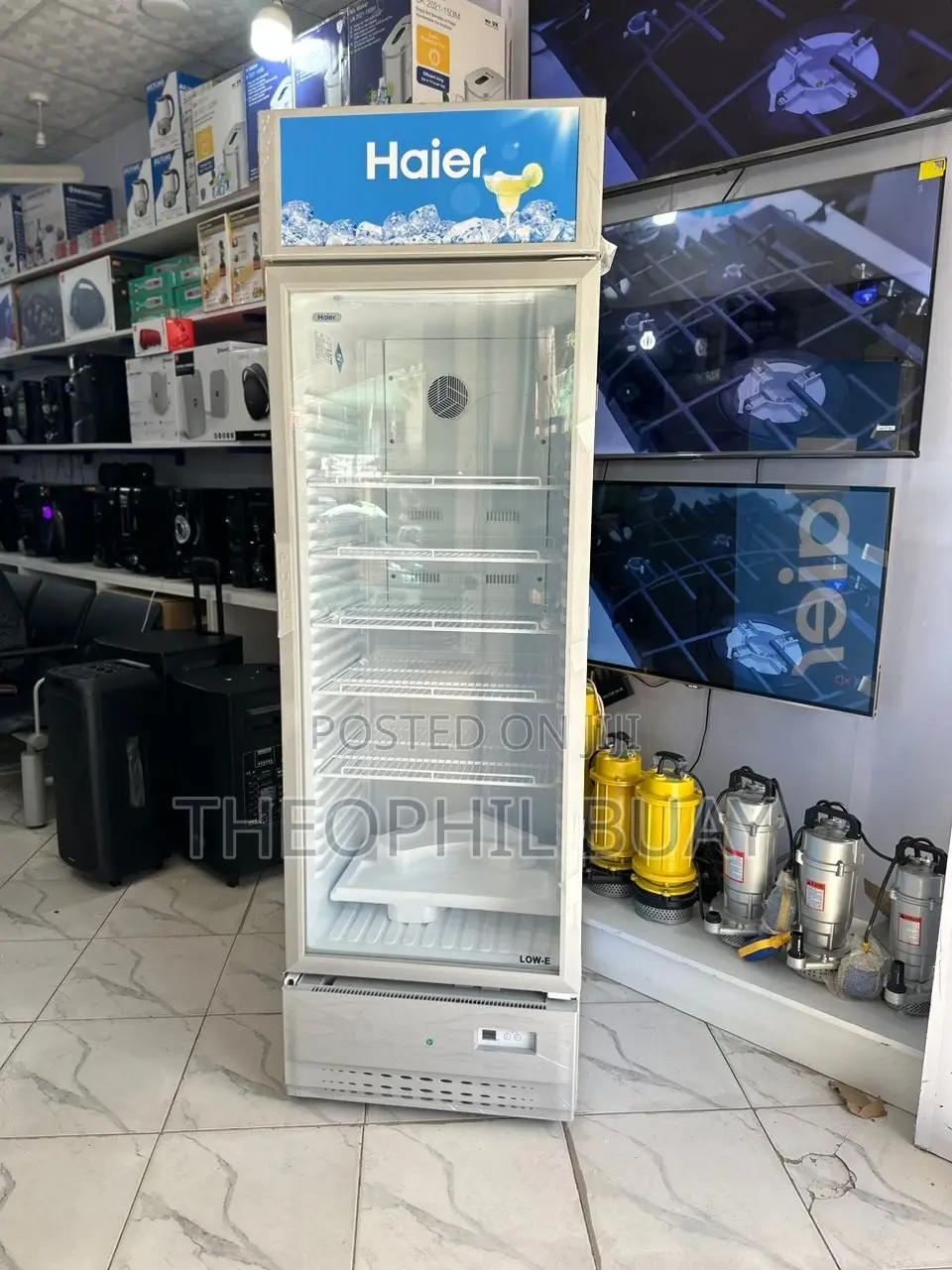Haier Beverage Cooler. 320L