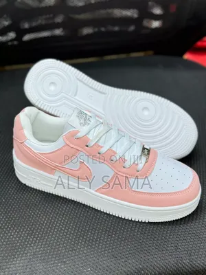 Unisex Sneakers Nike Quality