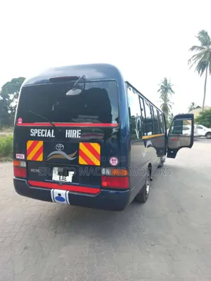 Toyota Coaster 2003 Blue