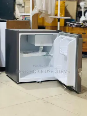 Minfriji Hesenze Friji Ya Mezani Bado Ni Kipya