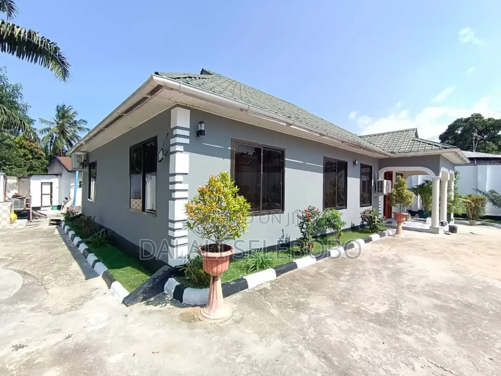 3bdrm Bungalow in Kimara Bucha for rent