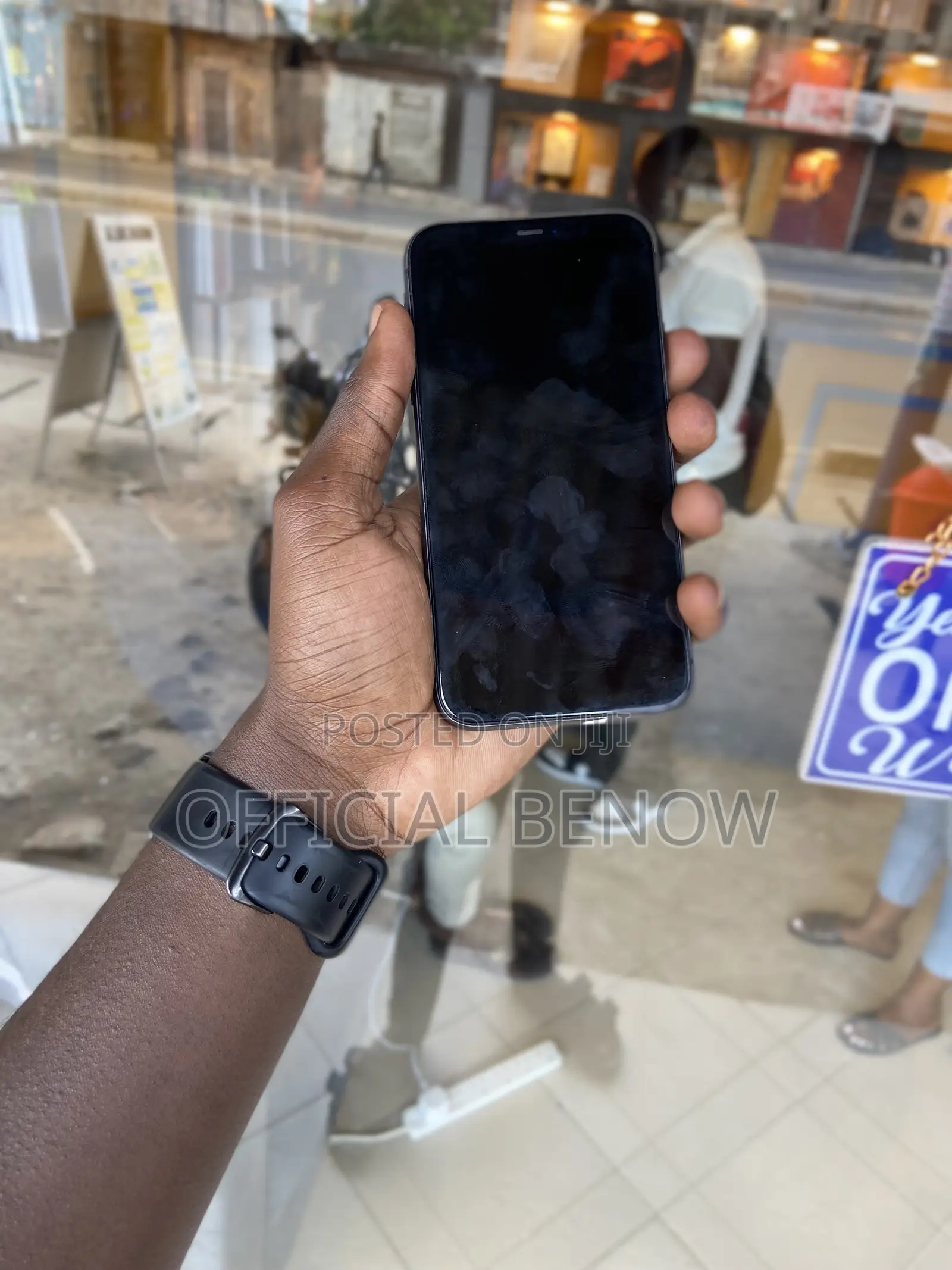Apple iPhone 11 64 GB Black