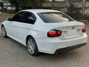 BMW 3 Series 2009 White