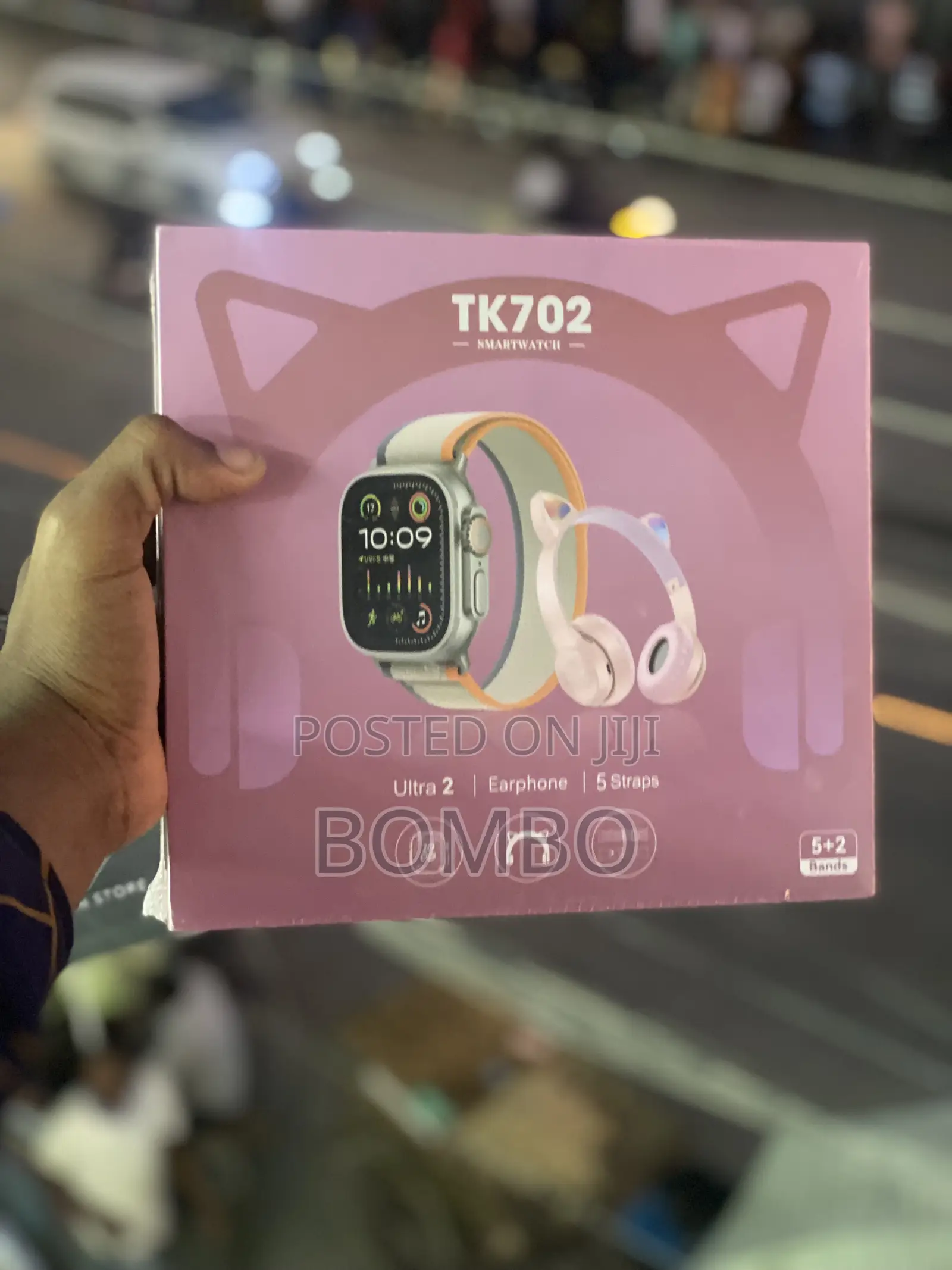 TK702 Smartwatch