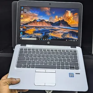 Laptop HP EliteBook 820 G3 8GB Intel Core I5 SSD 256GB