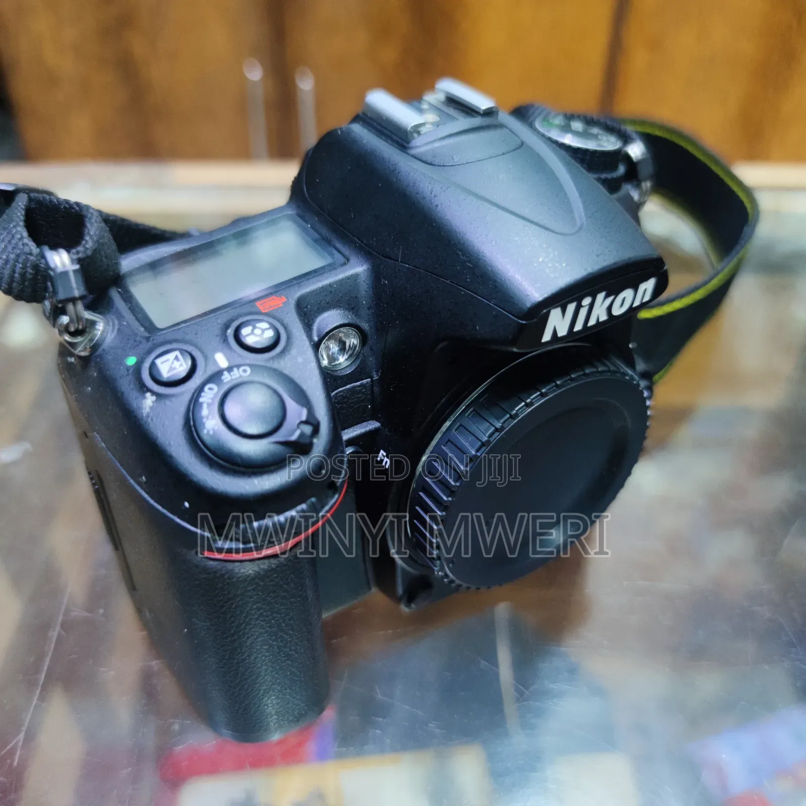 Nikon D7000 DSLR (Body Only)
