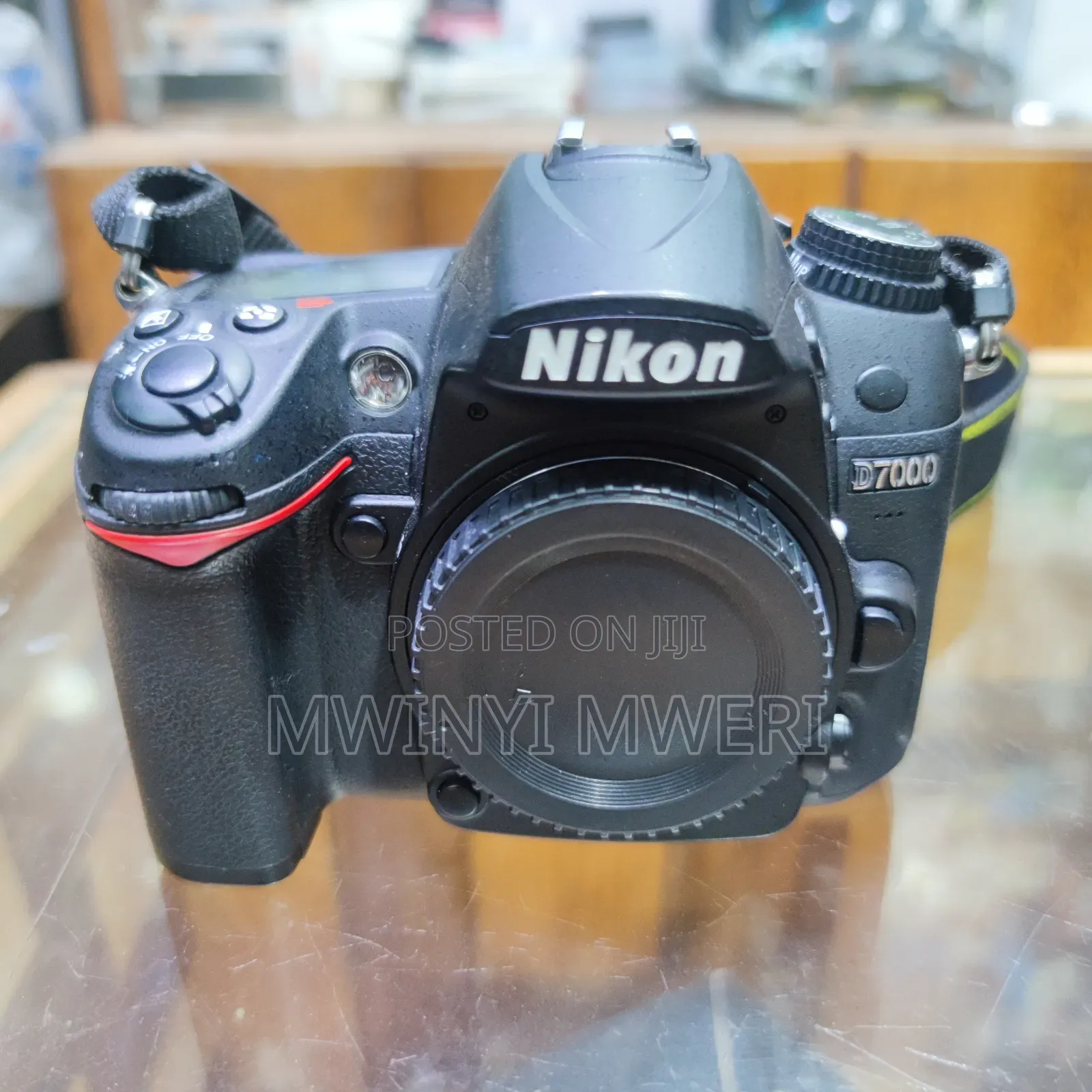 Nikon D7000 DSLR (Body Only)
