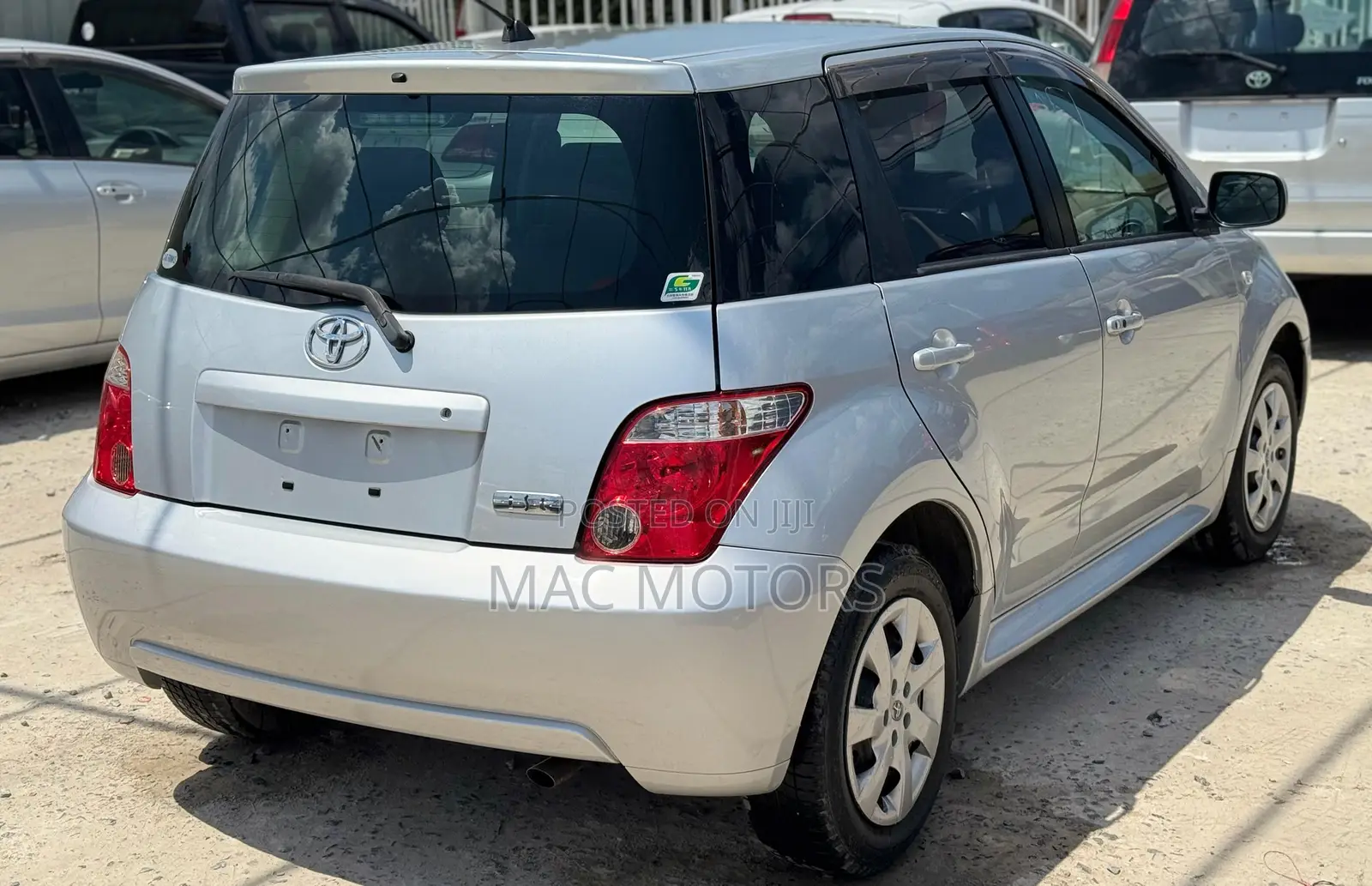 Toyota IST 2005 Silver