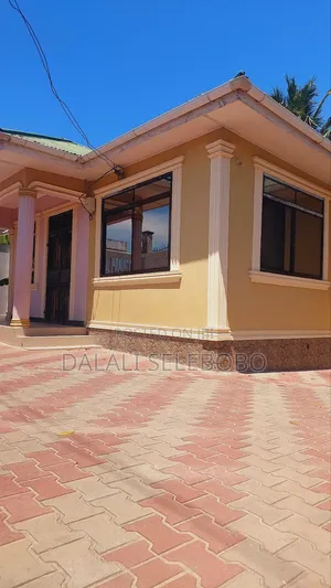 3bdrm Bungalow in Boko Basihaya, Bunju for sale