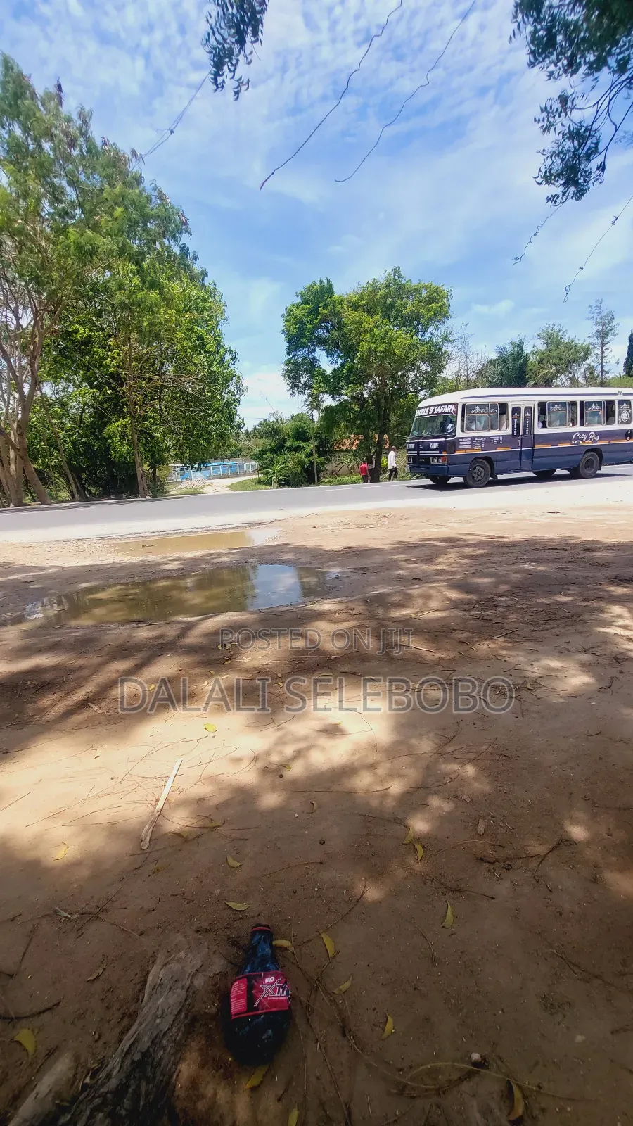 Plot Nzur Sana for Show Room It Look Tarmac