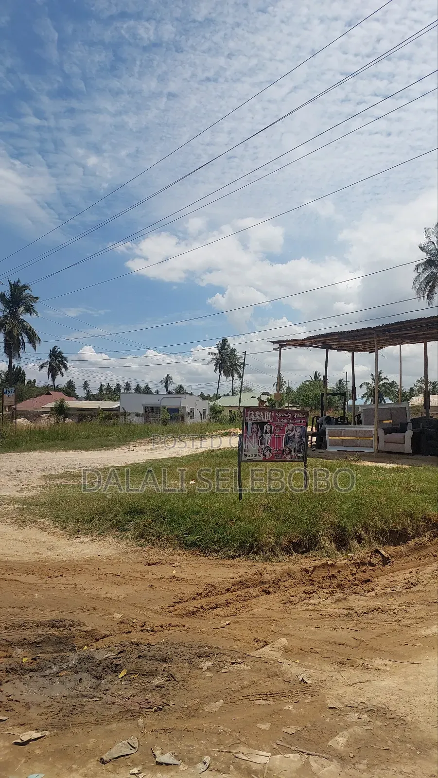 Plot Nzur Sana for Show Room It Look Tarmac