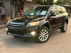 Photo - Toyota Vanguard 2011 Black