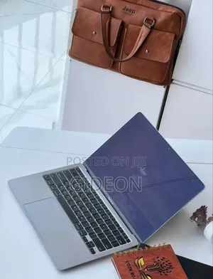 Laptop Apple MacBook Air 2020 M1 8GB Intel Core I7 SSD 256GB