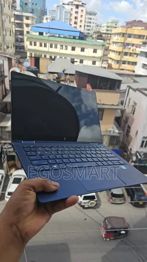 Laptop HP Dragonfly G4 8GB Intel Core I5 SSD 256GB