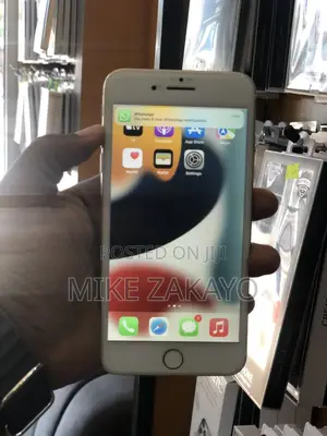 Apple iPhone 7 Plus 32 GB Red