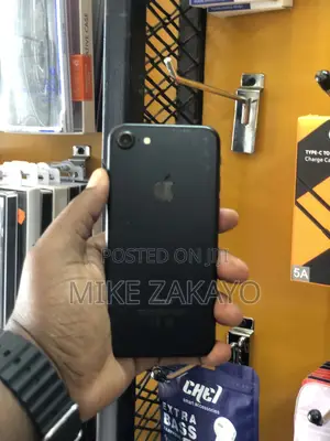 Apple iPhone 7 32 GB Black