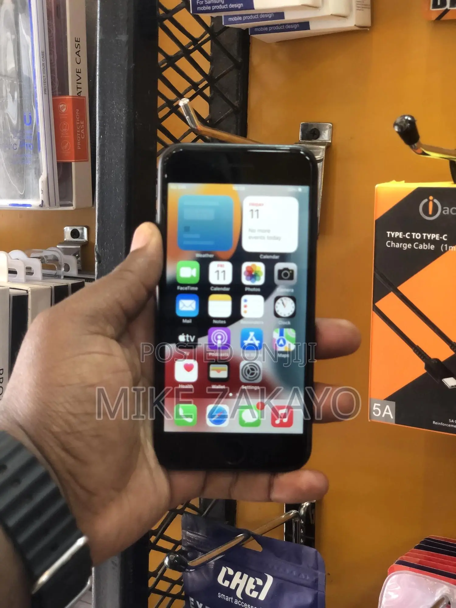 Apple iPhone 7 32 GB Black