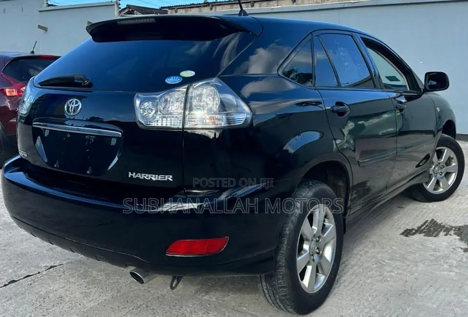 Toyota Harrier 2005 Black
